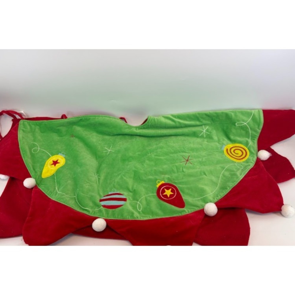 Modern Southern Home Christmas‎ Past Ornament/ Elf Full Size Tree Skirt